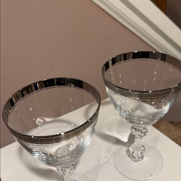 Reynolds “Royal Baroness” Platinum Lead Crystal Water/Wine Goblet, Set/4 (Set 2) - Picture 5 of 16